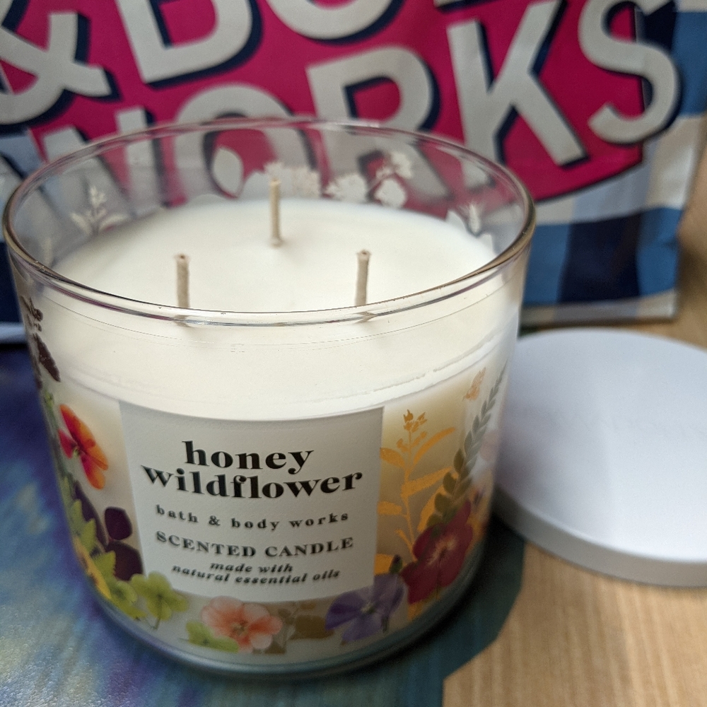 Honey wildflower candle by bath and body w…